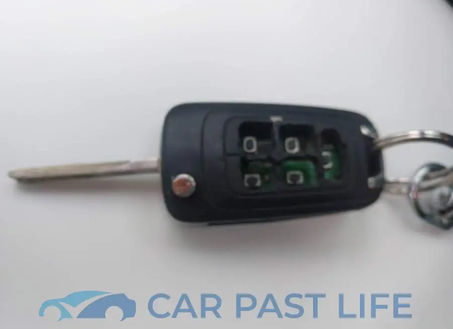 1G1PE5SB4G7197972# 11