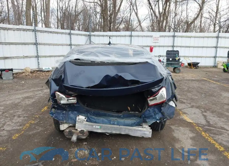 1G1ZD5ST1JF165613# 16