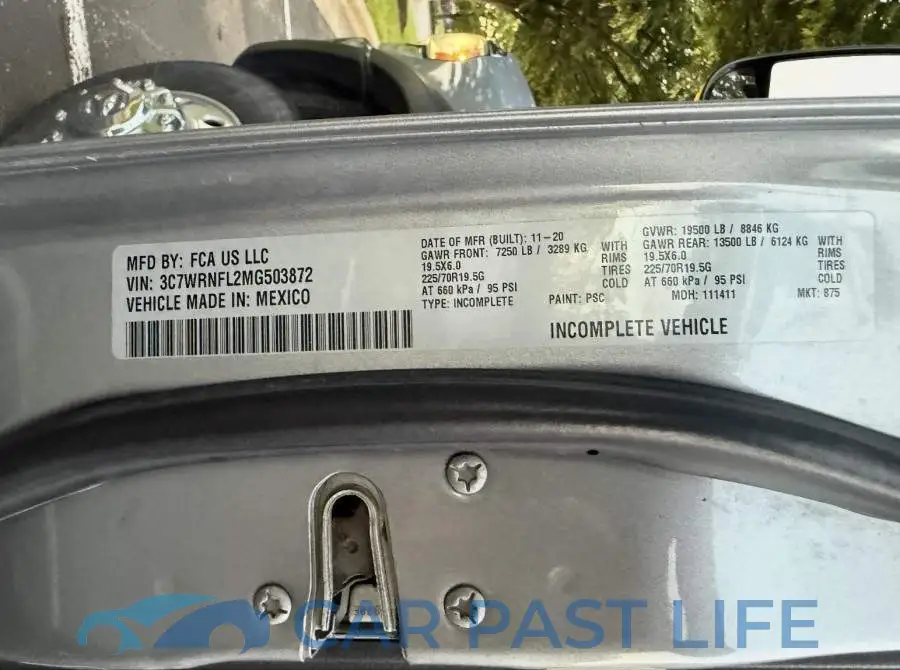 3C7WRNFL2MG503872# 8