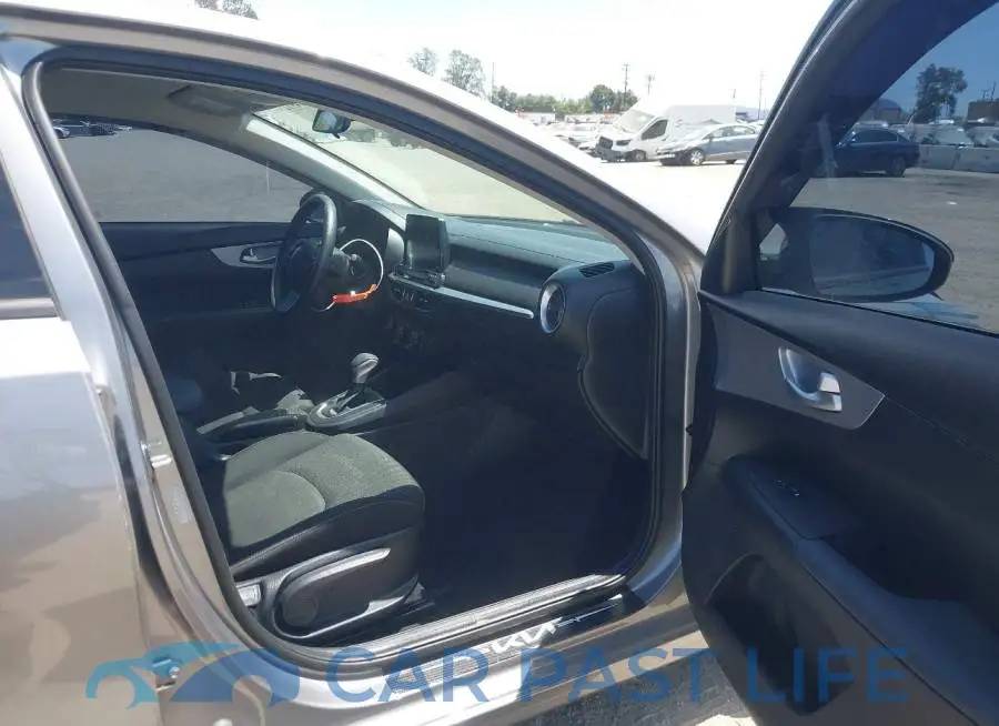 3KPF24AD1PE648008# 5