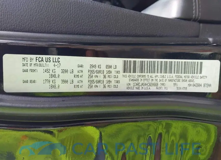 1C4RDJAG4HC820668# 9