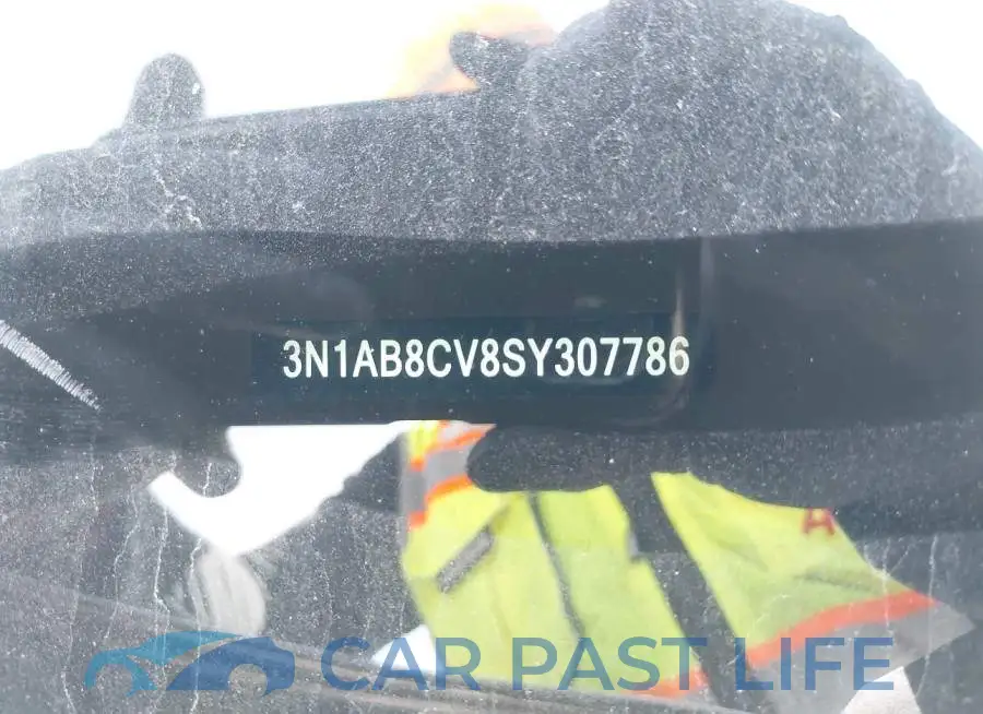 3N1AB8CV8SY307786# 9