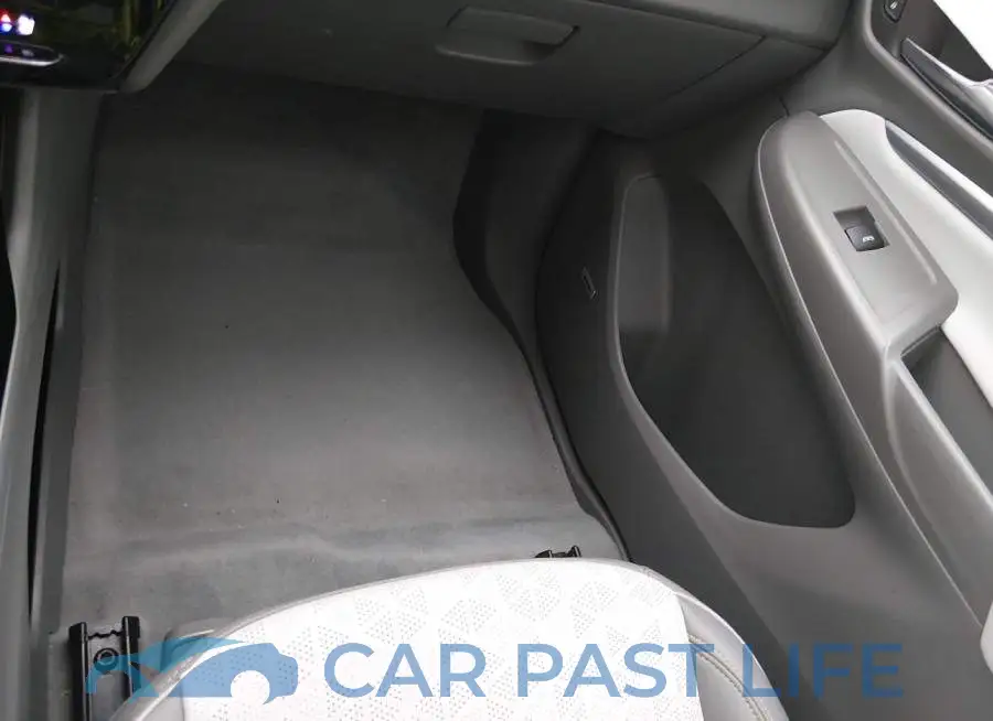 1G1FZ6S05P4111638# 5