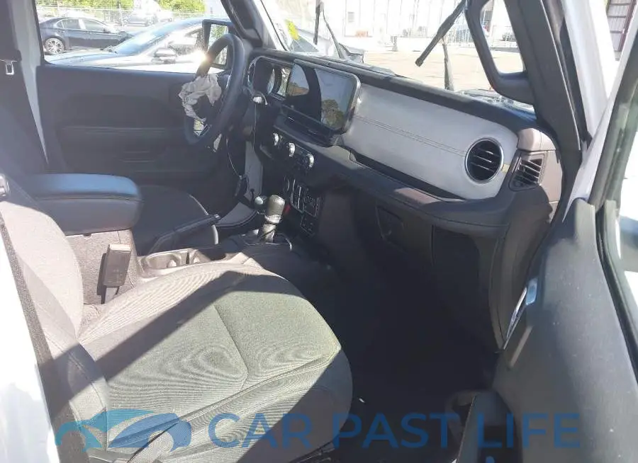 1C4RJXP62RW275208# 5