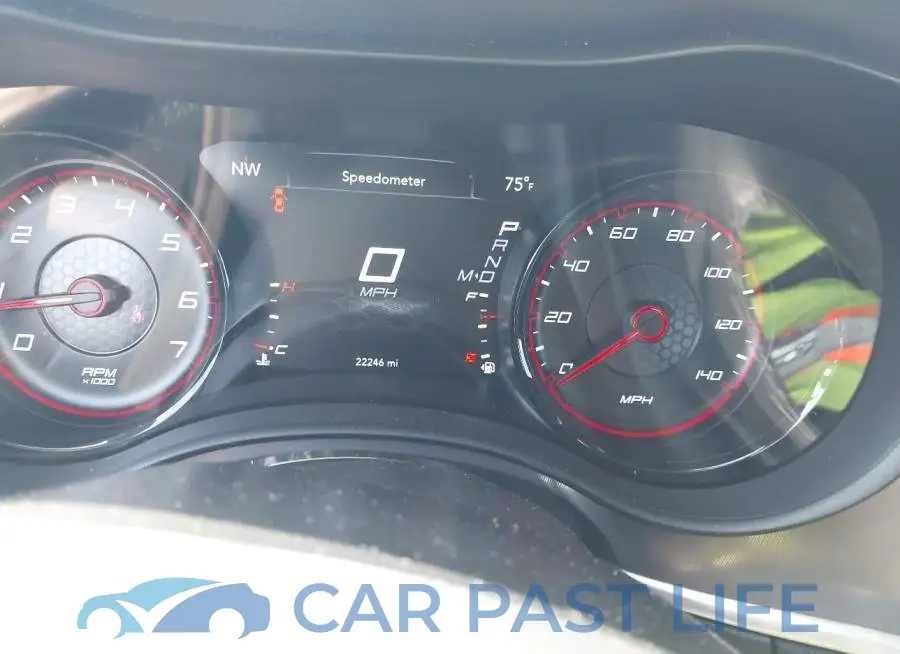 2C3CDXBG7NH240108# 7