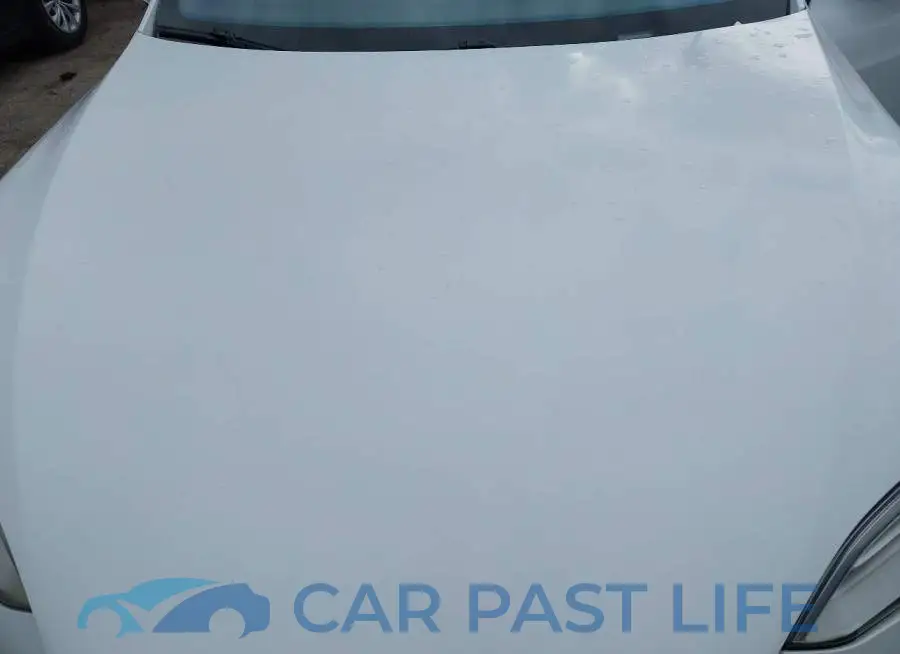 5YJSA1E28GF145952# 10