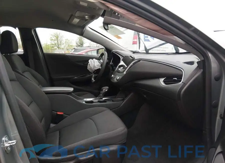 1G1ZD5ST7RF123636# 5
