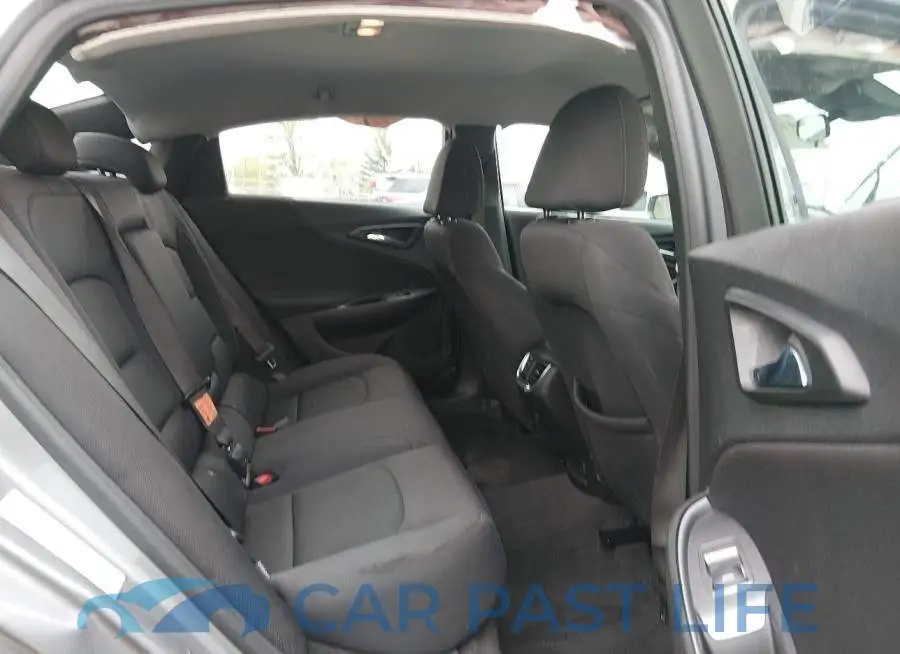 1G1ZD5ST7RF123636# 8