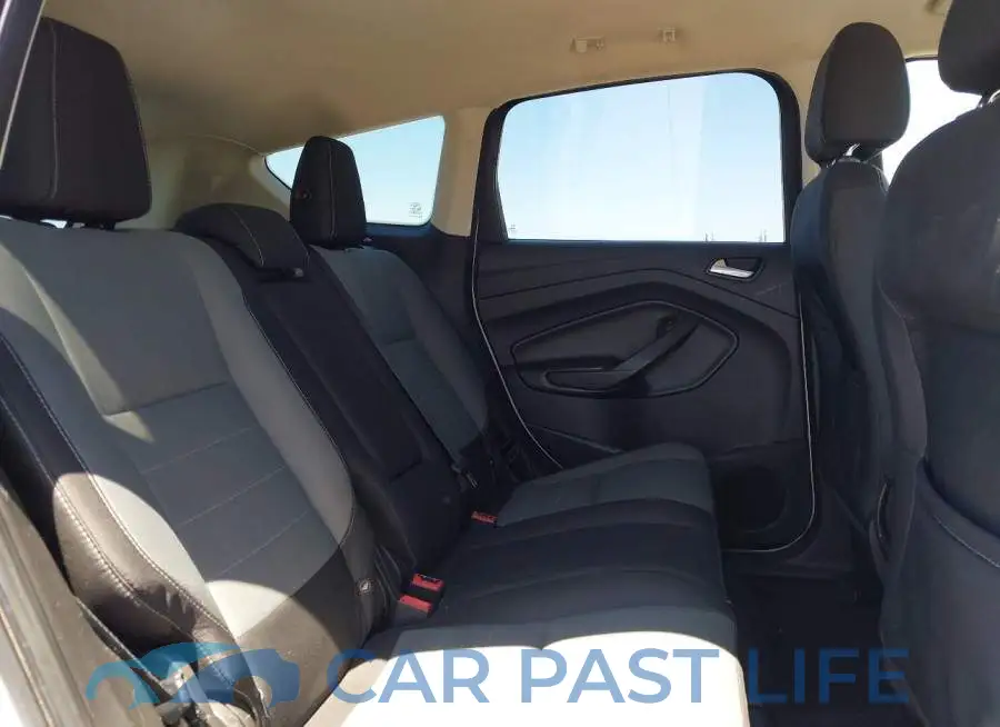 1FMCU9GX4GUA85741# 8