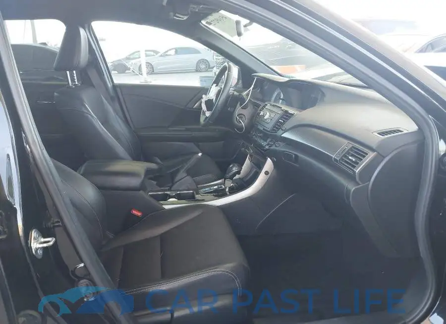 1HGCR2F52GA237841# 5
