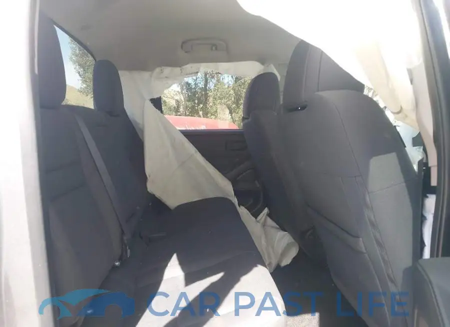 1N6ED1EJ2NN692027# 8