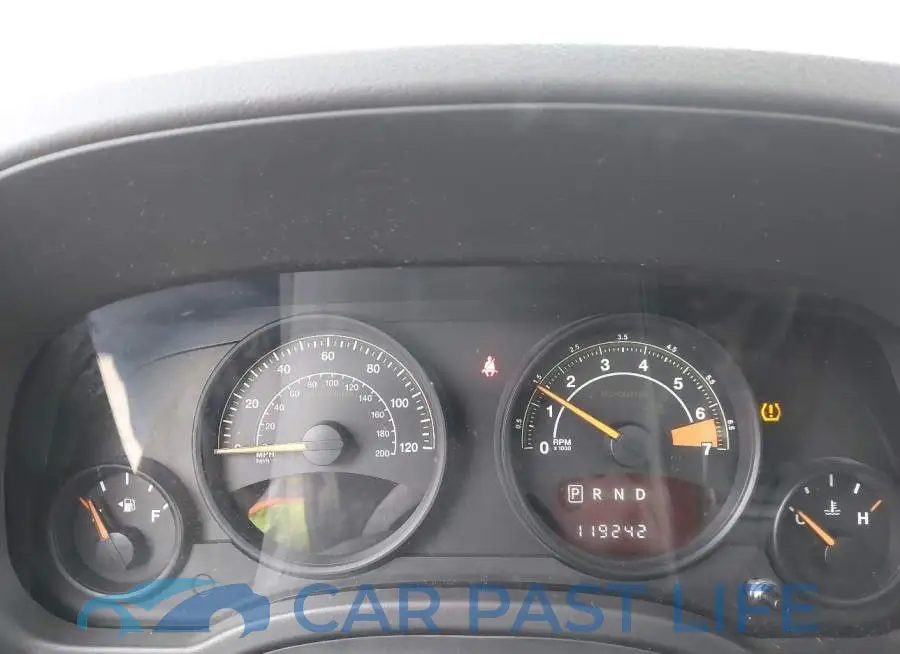 1C4NJRFB7GD532199# 7