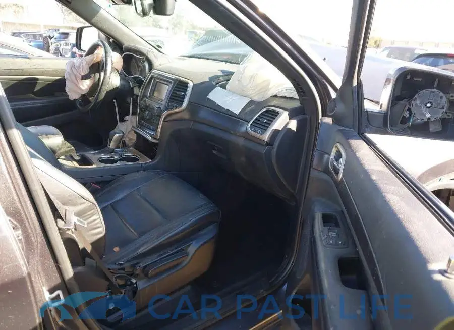 1C4RJEAG3HC678779# 5