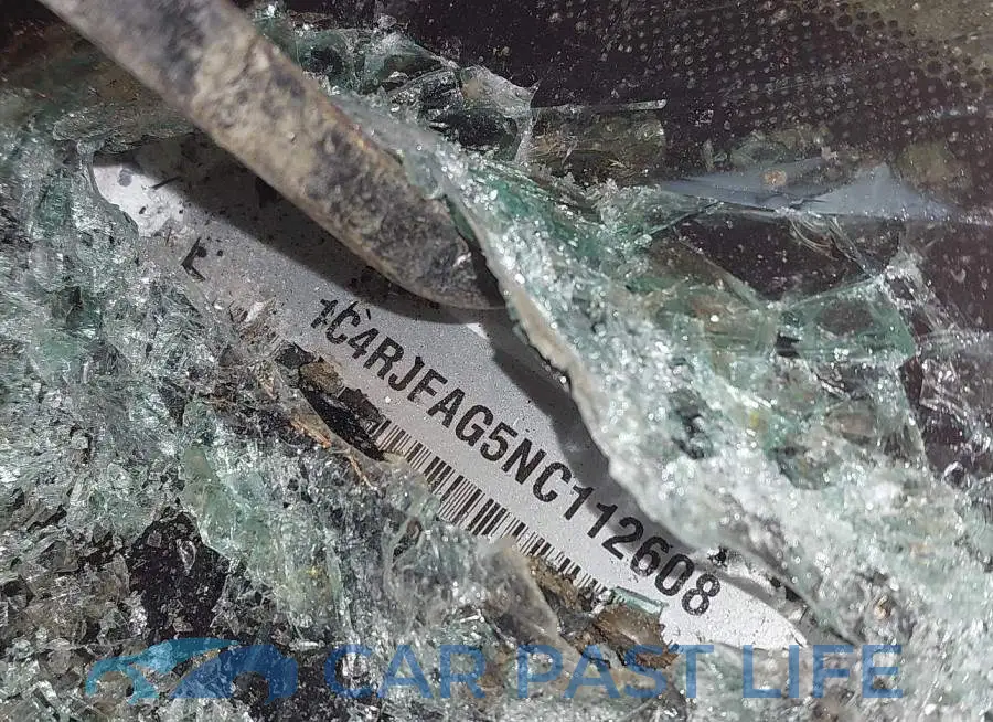1C4RJFAG5NC112608# 9