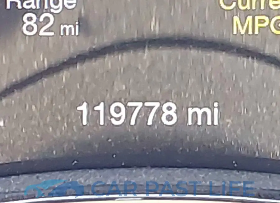 1C4SDJCT9JC209195# 15