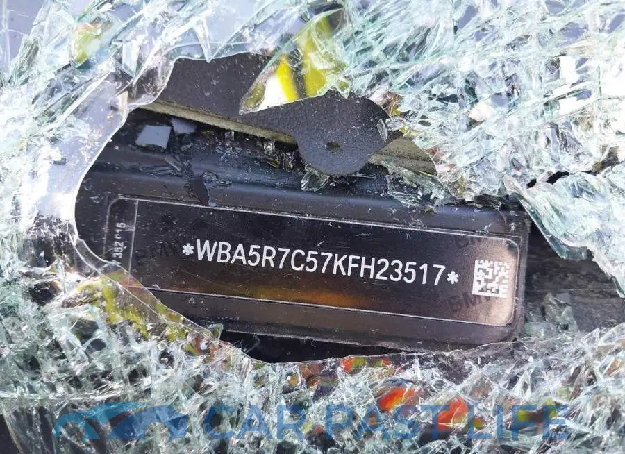 WBA5R7C57KFH23517# 9