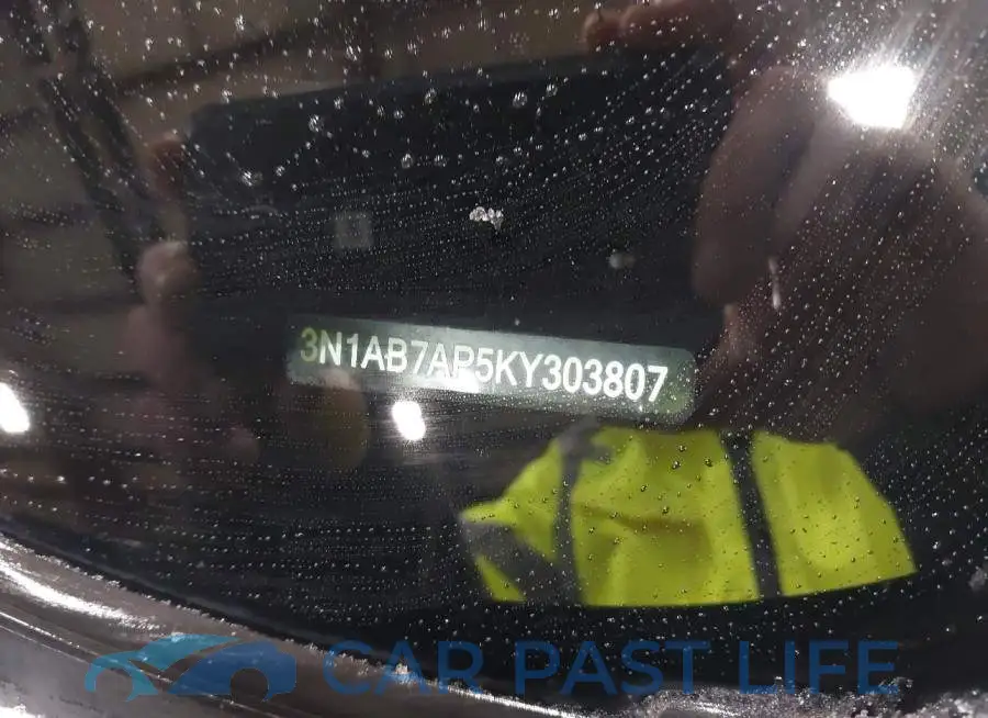 3N1AB7AP5KY303807# 9