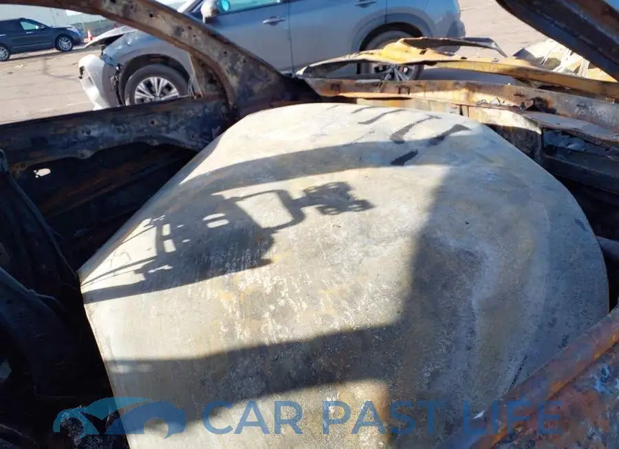 KM8J2CA40LU271182# 5