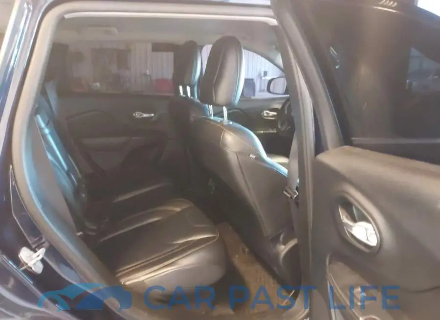 1C4PJMDB9GW326689# 8