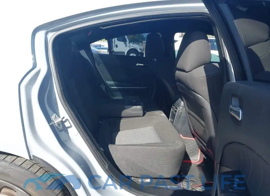 2C3CDXGJ5LH255191# 8
