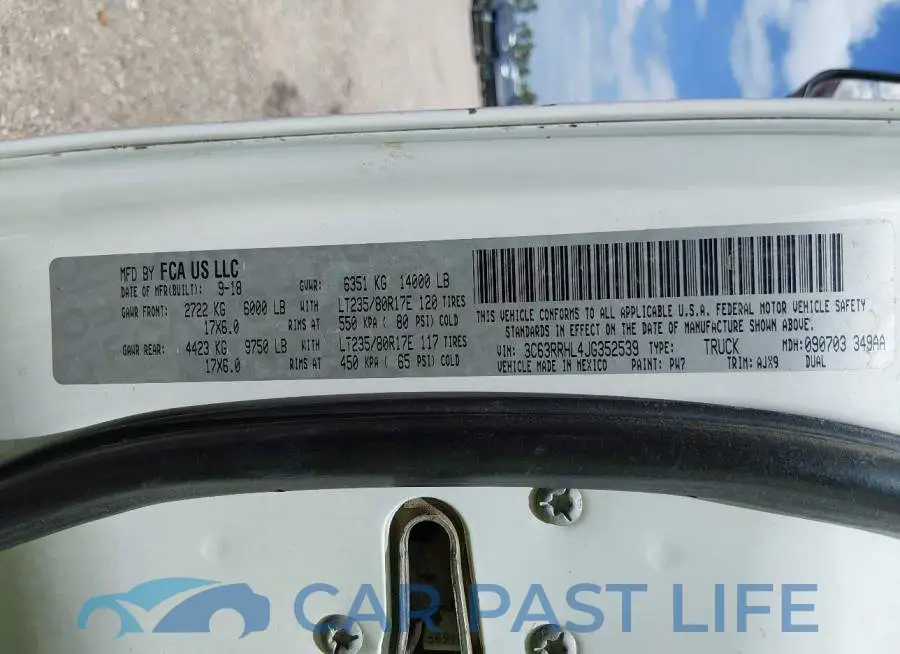 3C63RRHL4JG352539# 9