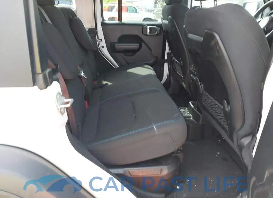 1C4RJXR69RW241313# 8