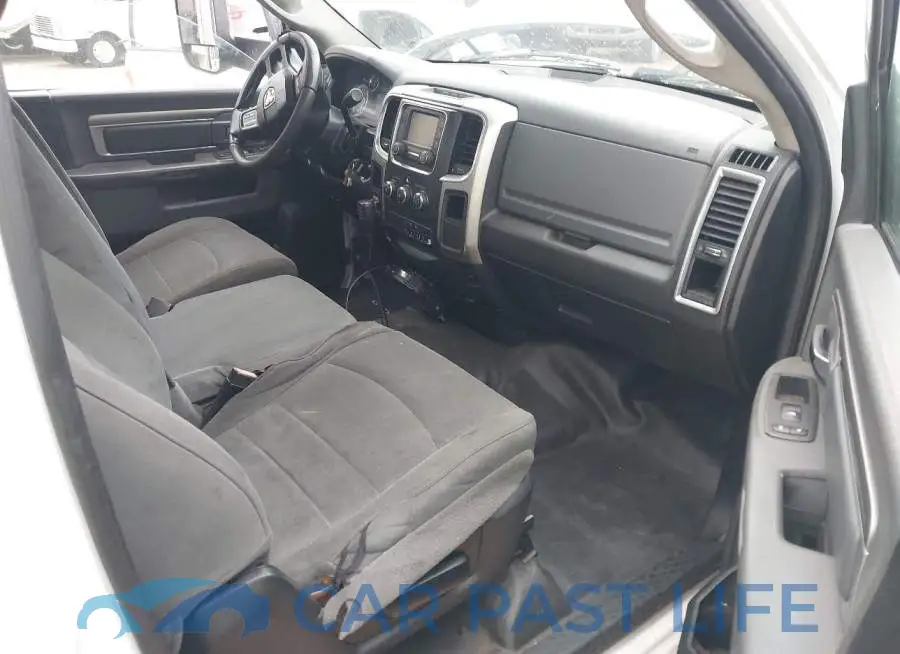 3C7WRMDL1JG375617# 7