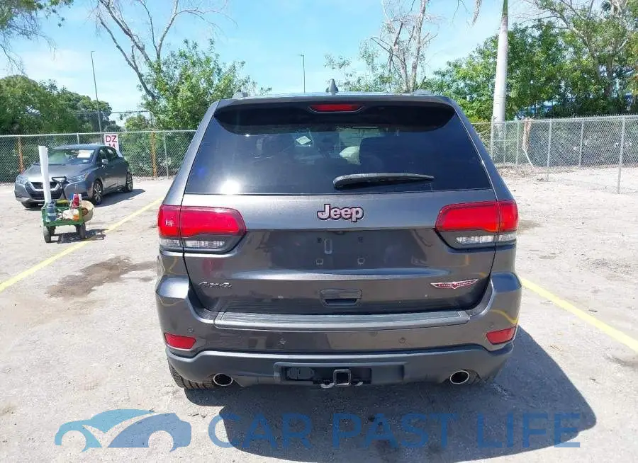 1C4RJFLG2LC117145# 16