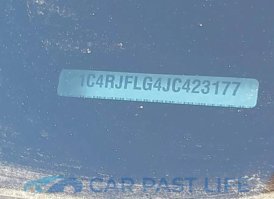 1C4RJFLG4JC423177# 9