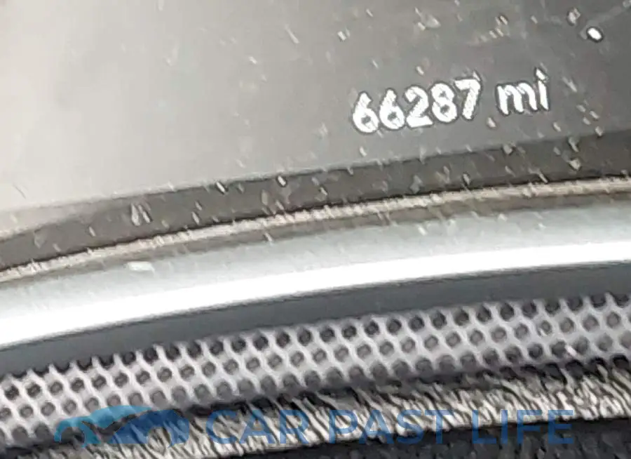2C3CDXGJ1HH631585# 15