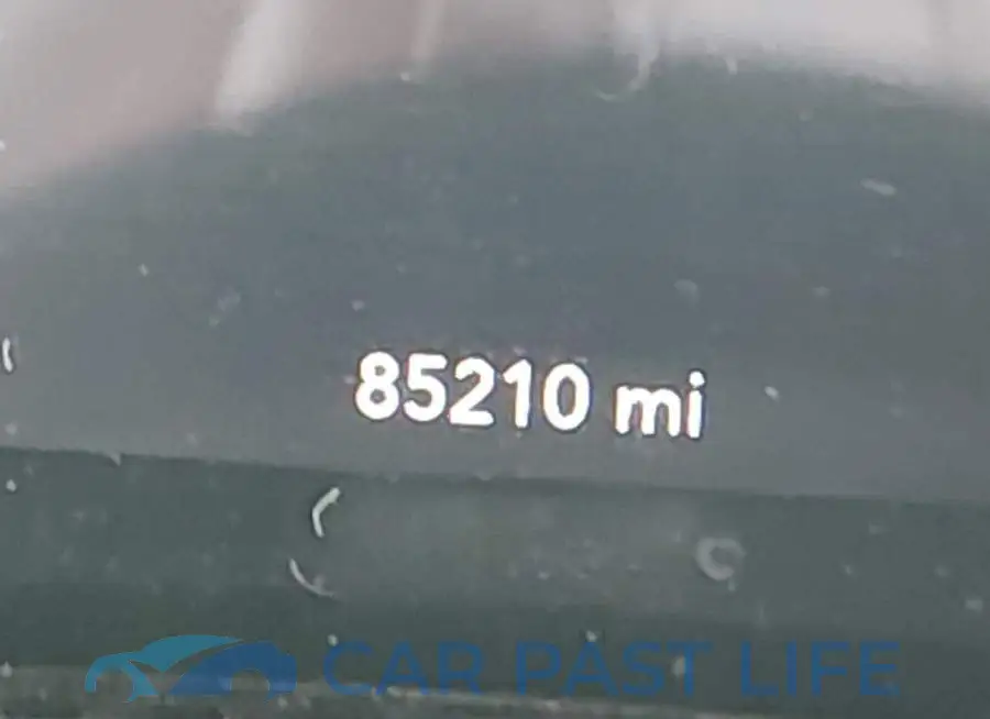2C3CDZDJ0GH217812# 16