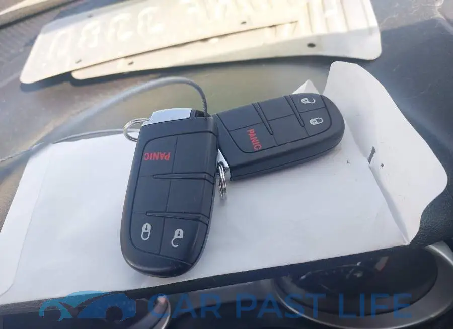 3C4PDCAB1GT105387# 11