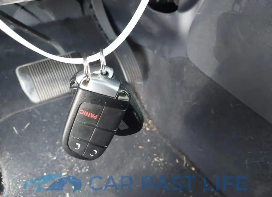 3C4PDCBG8GT203486# 11