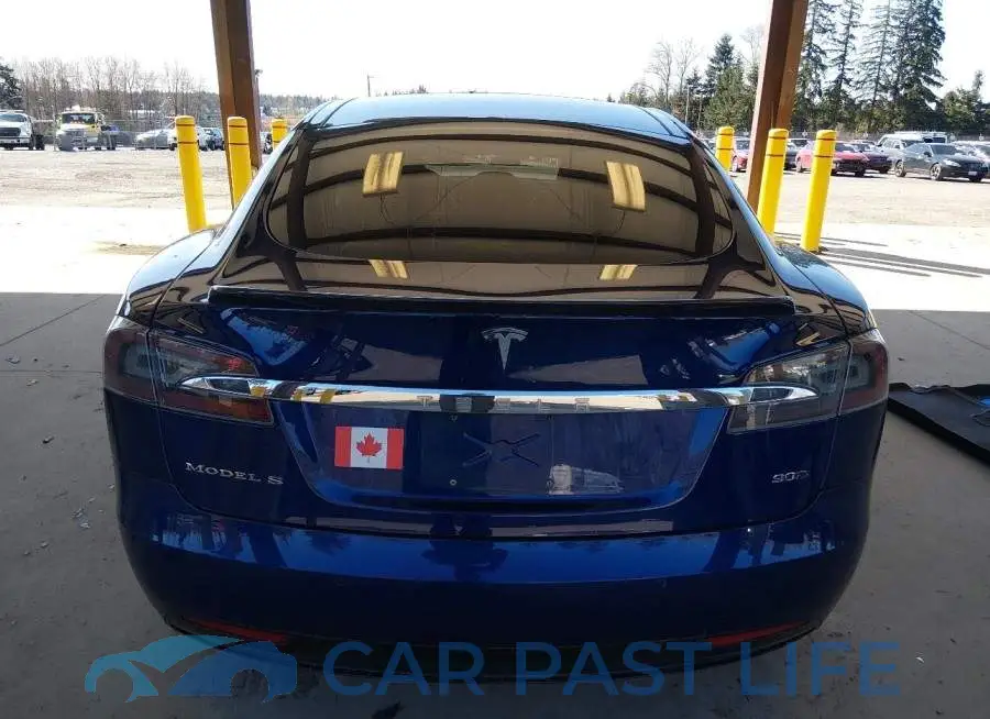 5YJSA1E23GF175697# 16