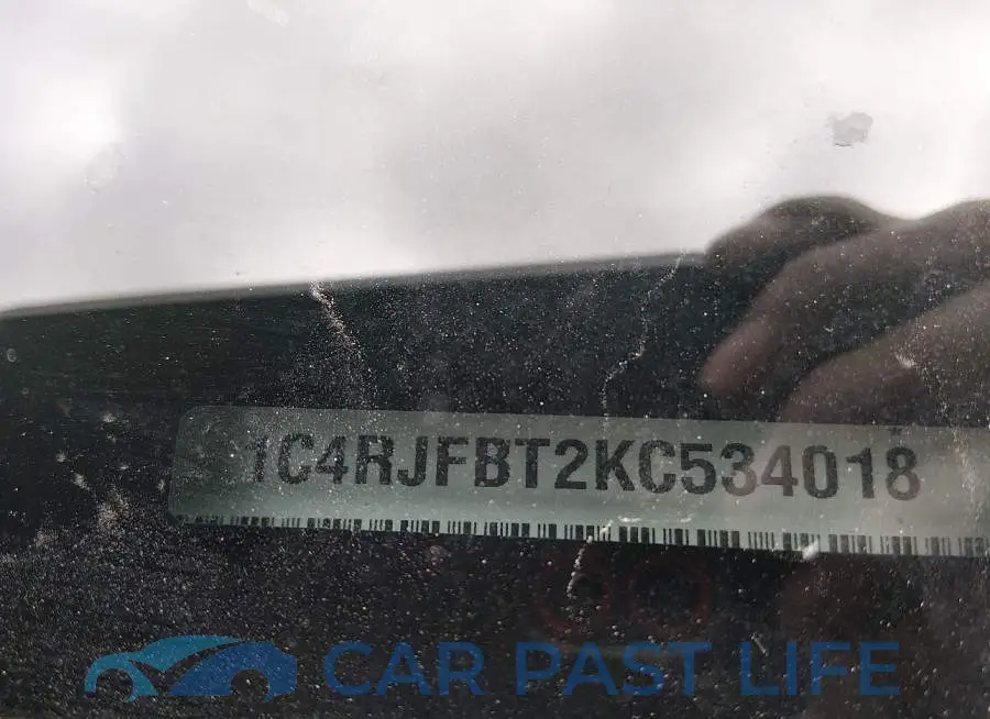 1C4RJFBT2KC534018# 9