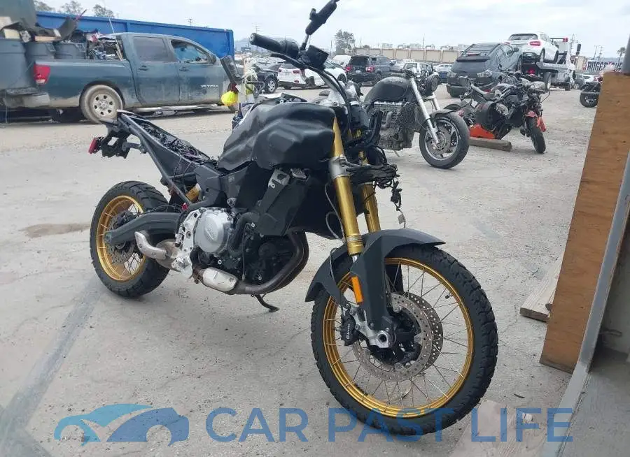 WB10K030XKZ800399# 1