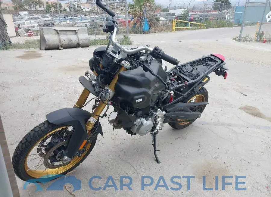 WB10K030XKZ800399# 2
