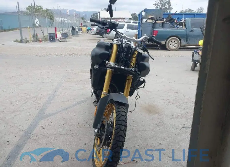 WB10K030XKZ800399# 5