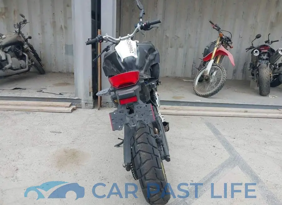 WB10K030XKZ800399# 6