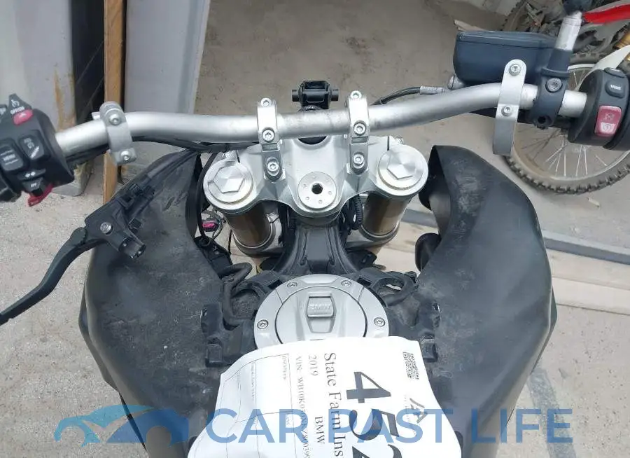 WB10K030XKZ800399# 7