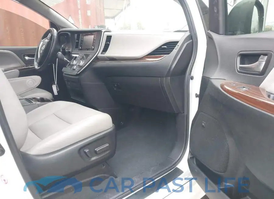 5TDYZ3DC5KS997639# 5