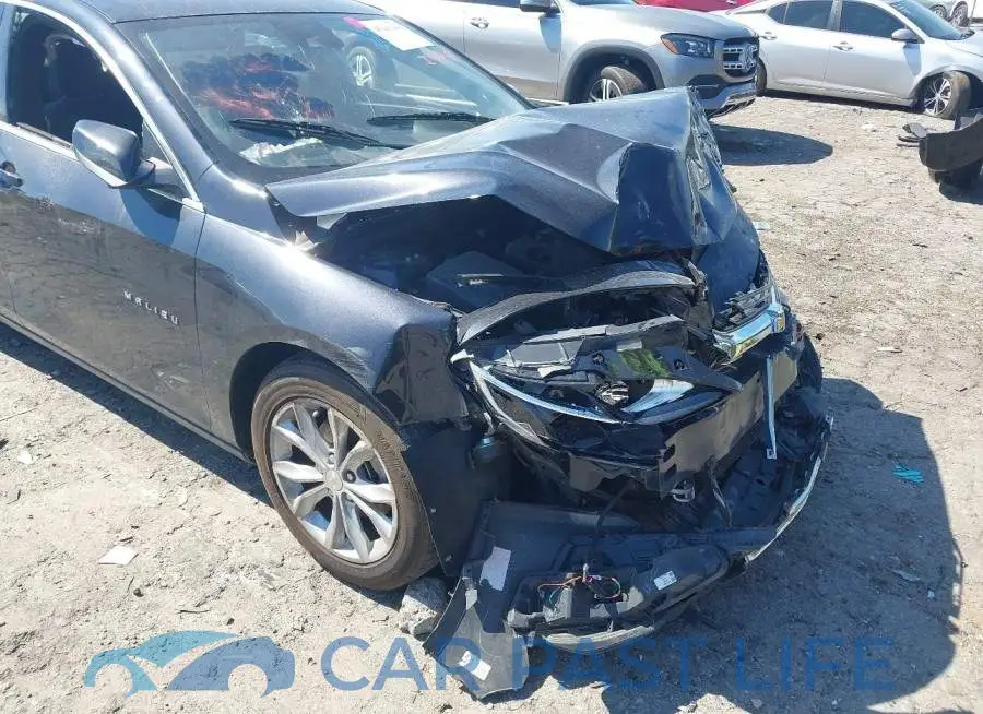 1G1ZD5ST1PF142826# 18