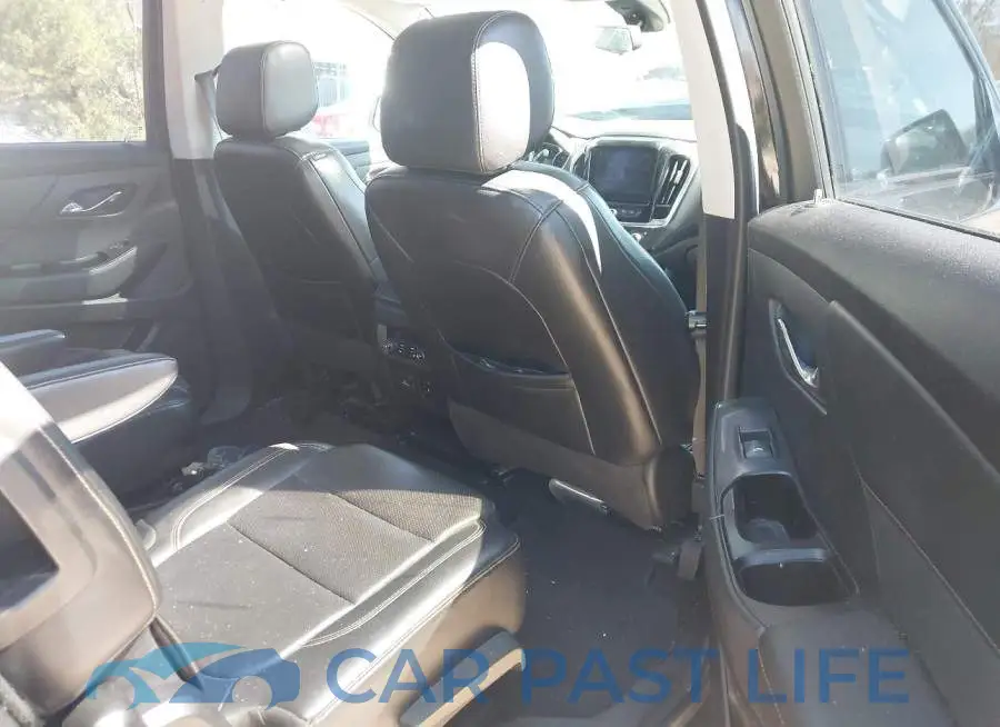 1GNEVJKW9JJ173100# 8