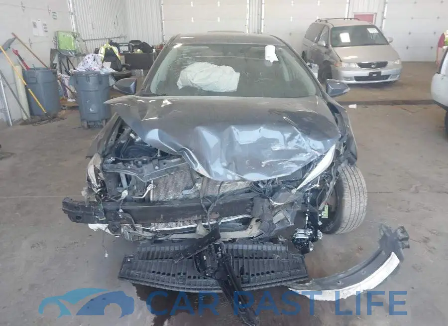 2T1BURHE1HC832997# 12