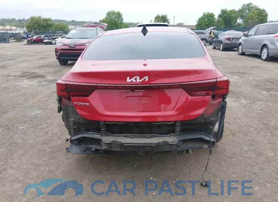 3KPF24AD1PE624727# 16