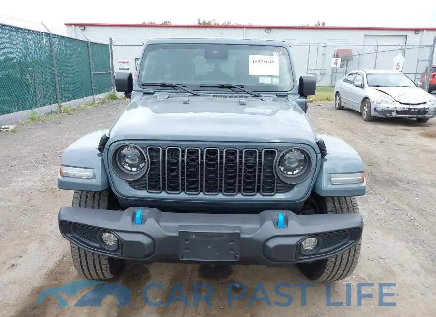 1C4RJXN62RW201998# 12