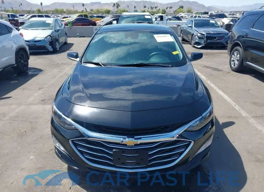 1G1ZD5ST2RF213292# 12