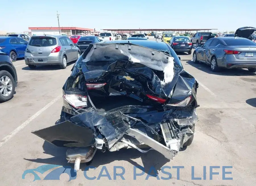 1G1ZD5ST2RF213292# 6