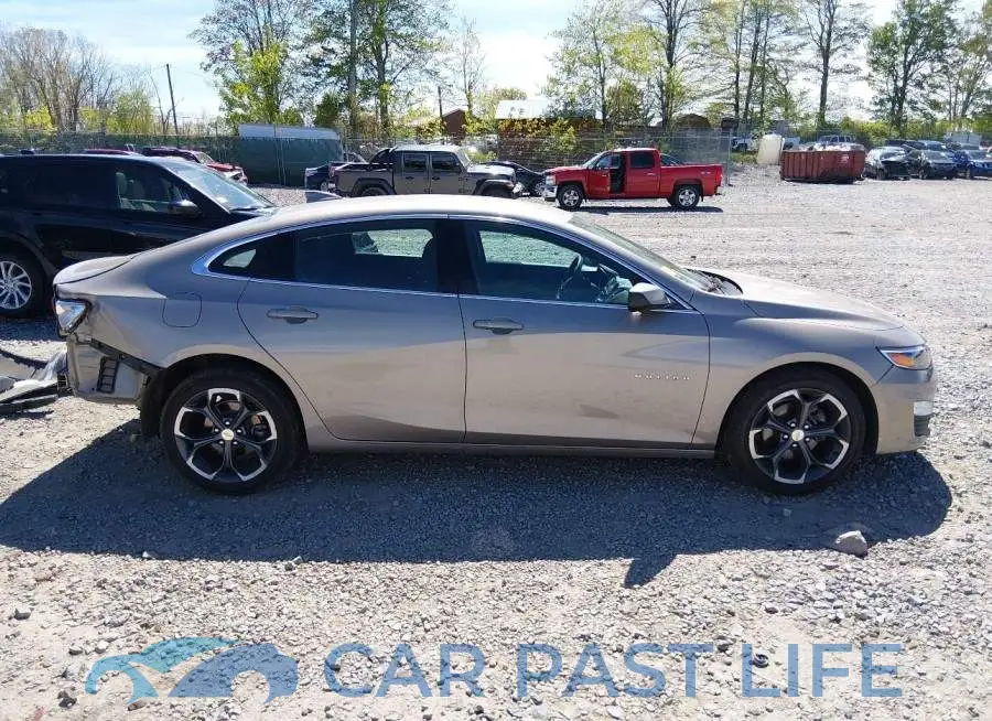 1G1ZD5ST8PF238713# 14