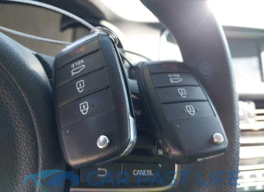 5XXGT4L33JG191500# 11